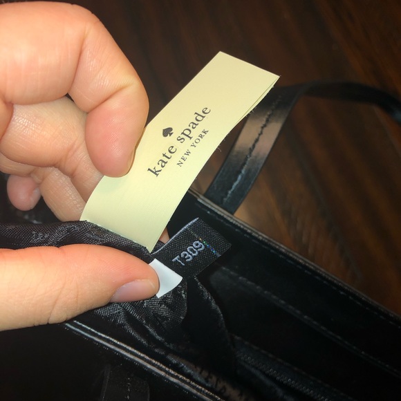 Kate spade tote Brand new! - Picture 5 of 7